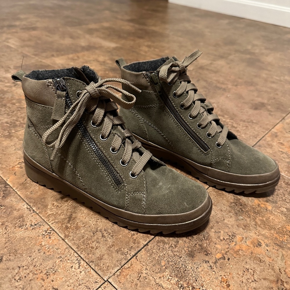 Olive Green High-Top Sneakers with Zipper
